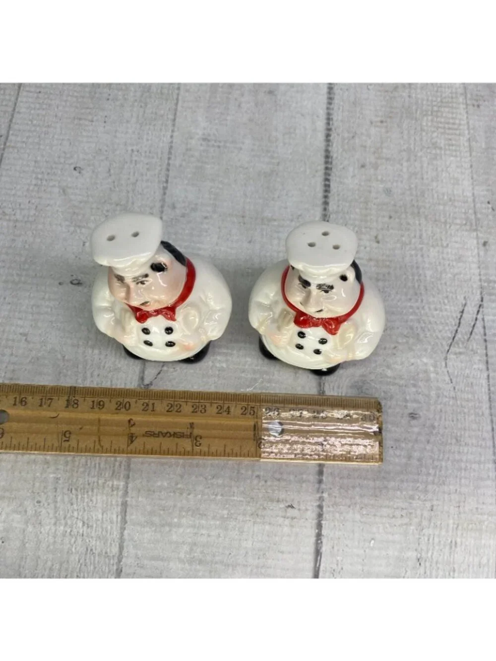Vintage Italian Bistro Fat Chef Red Scarfs Ceramic Salt And Pepper Shaker Set